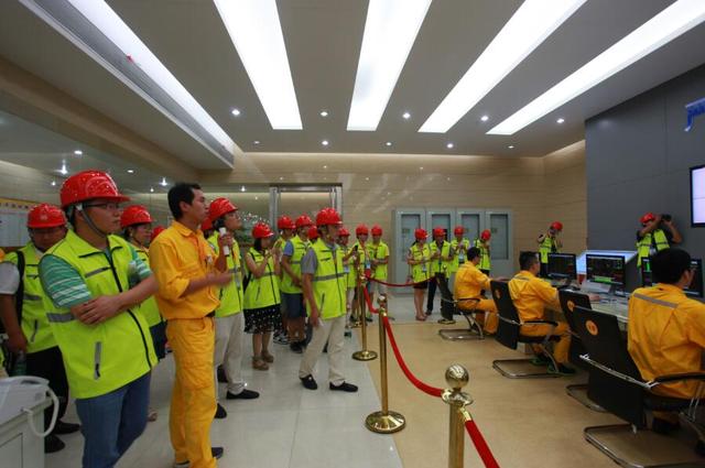 华润电力公司举办体验式绿色工厂开放日活动