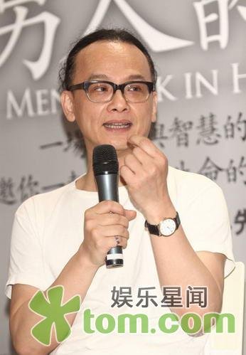 王啸坤《唱片》引业内震动 转型全能唱作人