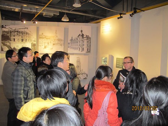 爱因斯坦展览武汉盛大开幕 市民可免费参观