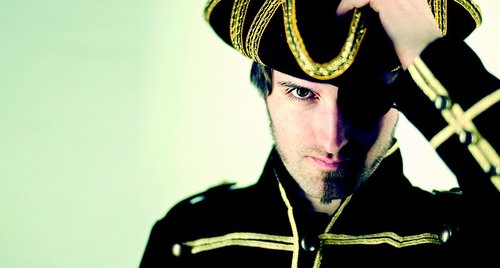 探秘2012年牛股机构何时不再打酱油