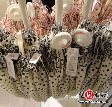 阳伞排行_遮阳伞十大品牌推荐榜评选——火热来袭!(2)
