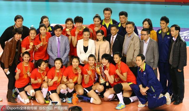 八一总分3-1挫上海 时隔13年女排联赛再夺冠