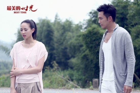 《时光》四角<em>虐恋</em>展开 钟汉良张钧宁暧昧热吻