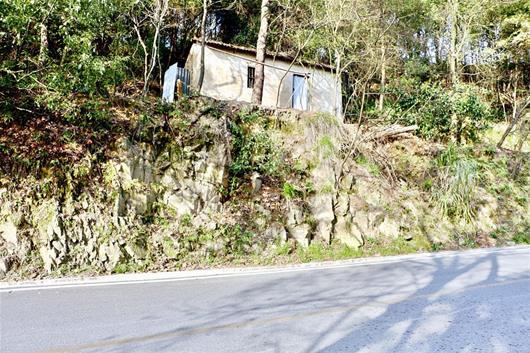 神秘男子隐居黄石东方山5年 从来不跟人说话