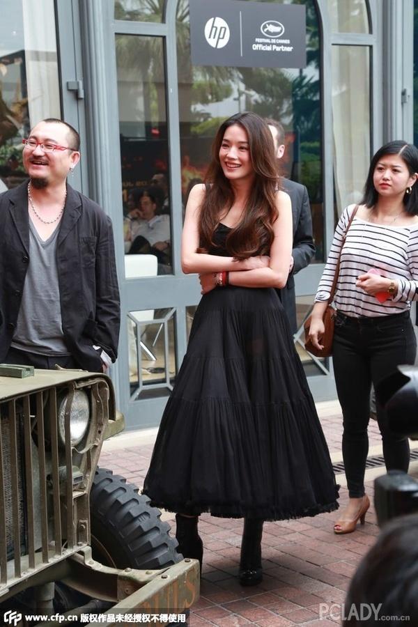 戛纳Day2 范仙子请收下我们的膝盖_大楚网_腾