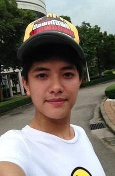 快男私生活混乱:华晨宇女友曝光 欧豪被疑同志