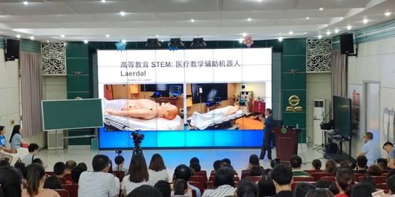 湖北省武汉市中小学创客教育研讨活动成功举行