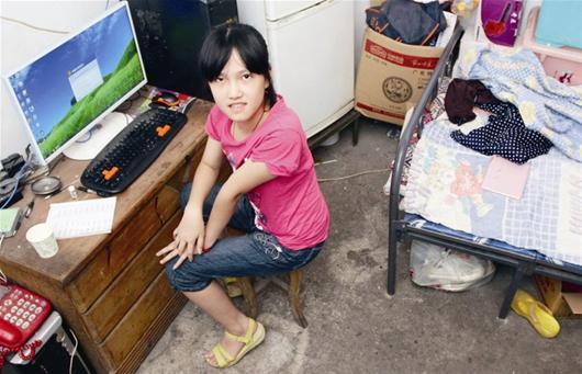 12岁女孩在网上写玄幻小说 一个月6万多点击量