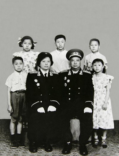 哪位湖北籍开国上将被称独臂刀王 _湖北档案