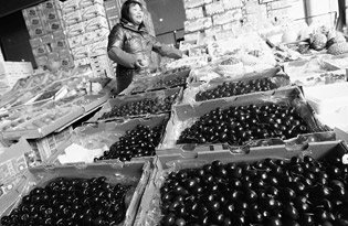 上海:进口水果便宜了