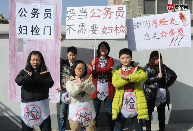 四目以待摄影展在湖北美院火爆举行!