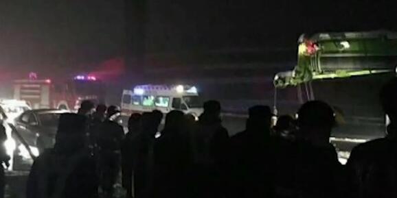 随州境内发生客车侧翻事故 3人死亡36人受伤