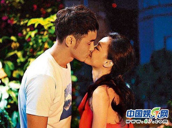 阮经天全裸上厕所曝光 舒淇自曝爱用娃娃音撒