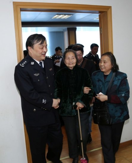 湖北公安厅厅长落实信访群众反映的每一件事