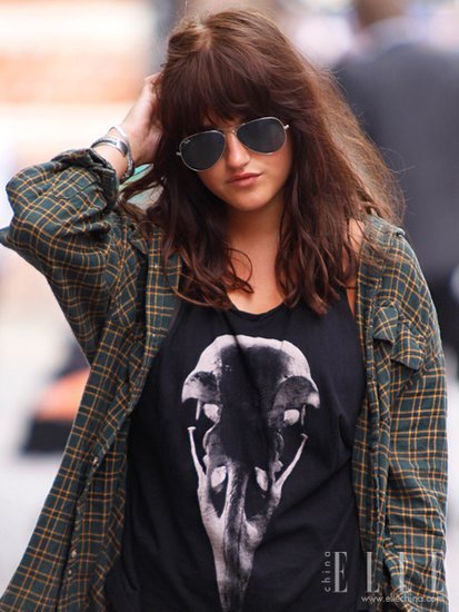 街拍发型好例子 时髦人士可参考_大楚网_腾讯