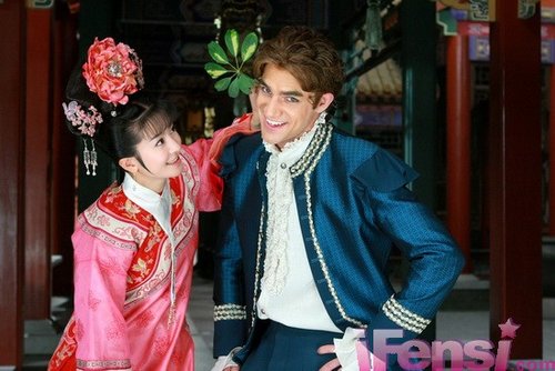 网友列举了小燕子李晟的<em>十条</em>罪证