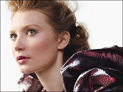 华希科沃斯卡出演新版《包法利夫人》 保罗有望当配角