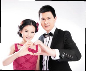 小沈阳沈春阳魏哲浩yoyo荧屏前的夫妻档图