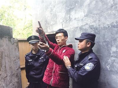 犯罪嫌疑人指认现场.