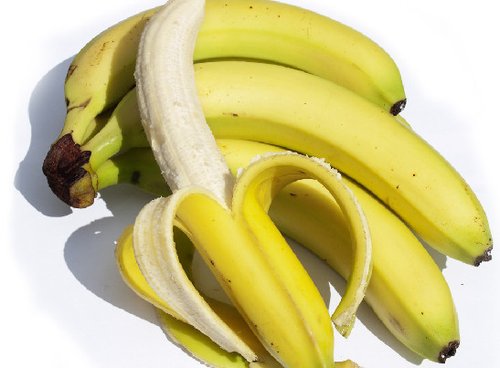 香蕉价格翘尾巴 4根香蕉钱能买1斤猪肉
