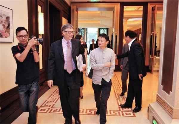 马云请世界首富比尔盖茨吃饭 都聊点啥?