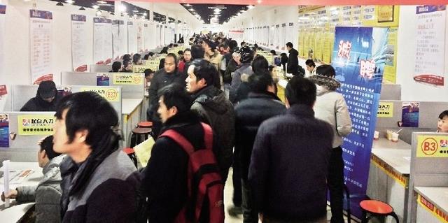 武汉多家商场超市开业 缺工两万生鲜技工吃香