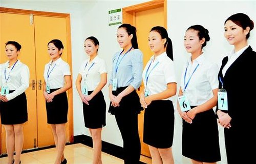 南航空乘人员招聘面试现场