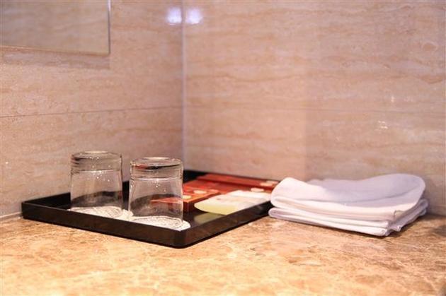 女子酒店内遭陌生男劫持 住酒店小贴士