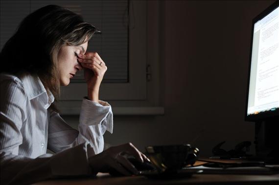 熬夜身体功能易透支、补觉不能消除伤害_健康_腾讯网