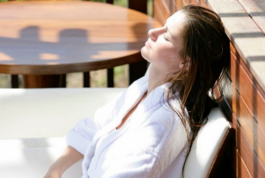 如何防晒可以有助抵抗皮肤老龄化?