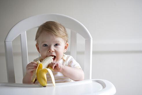 香蕉营养素连连看 不同年龄宝宝巧吃有讲究