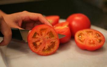 意大利最新研究发现熟吃西红柿更保护心脏