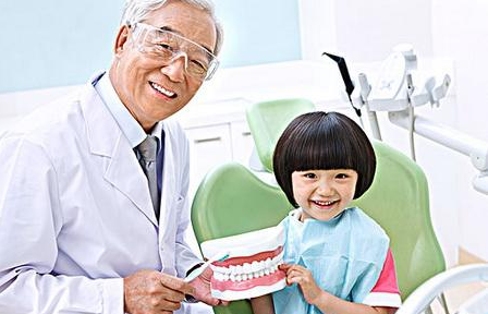 矫正宝宝牙齿 别错过最佳时机 以免影响健康