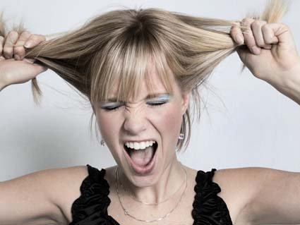 治<em>癌症</em>需防:钱花光、<em>头发掉</em>光、细胞杀光_频道