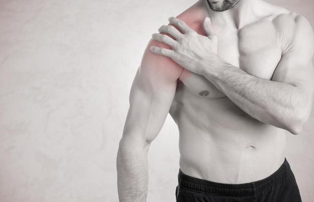 肩膀疼≠肩周炎 保守治疗未果需考虑微创