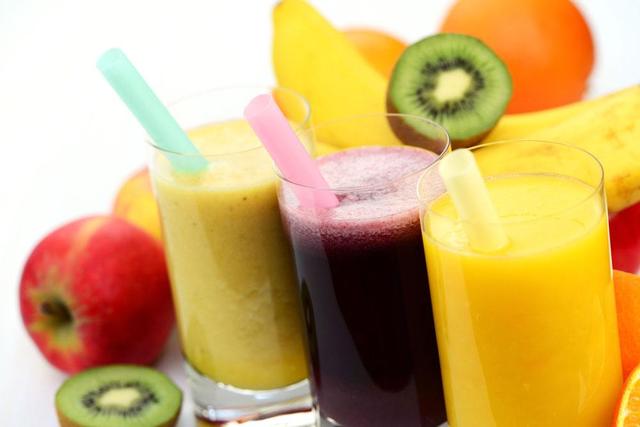 多喝饮料危害大 减肥喝5种饮品健康又瘦身_健康_腾讯网