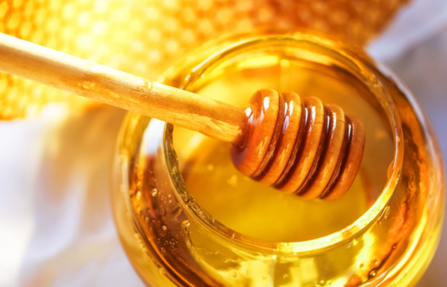 国家食药监局提示:1岁以下婴儿不宜食用蜂蜜