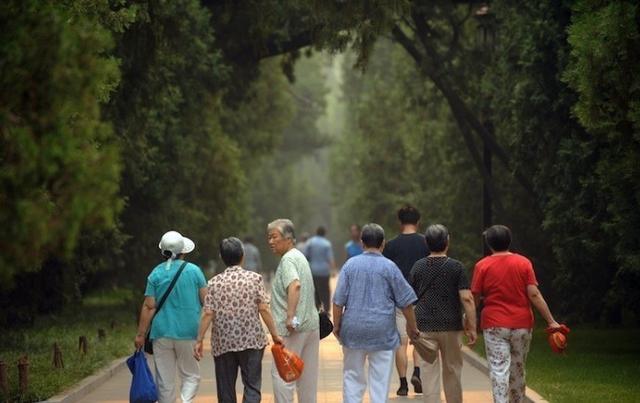 提升中国老年人健康素养 积极应对老龄化