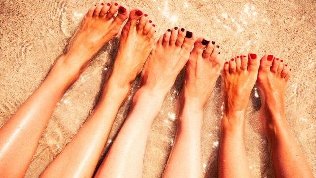 秋冬季节双脚粗糙干燥?足部护理必不可少_健康_腾讯网