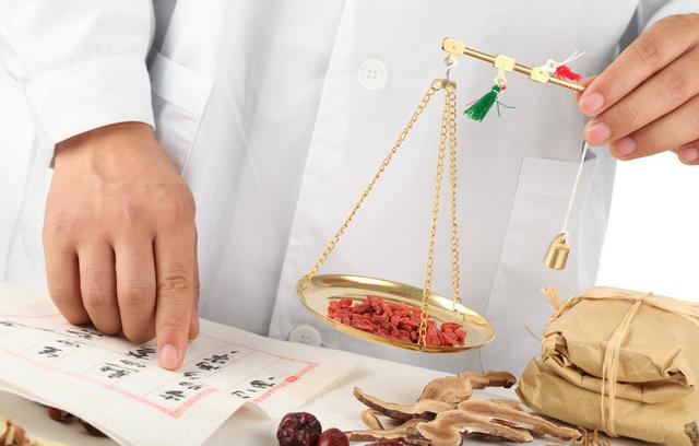 毛囊炎、粉刺怎么治疗?中医教你去痘痘