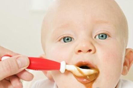 一岁宝宝晚餐推荐 营养食谱学起来!