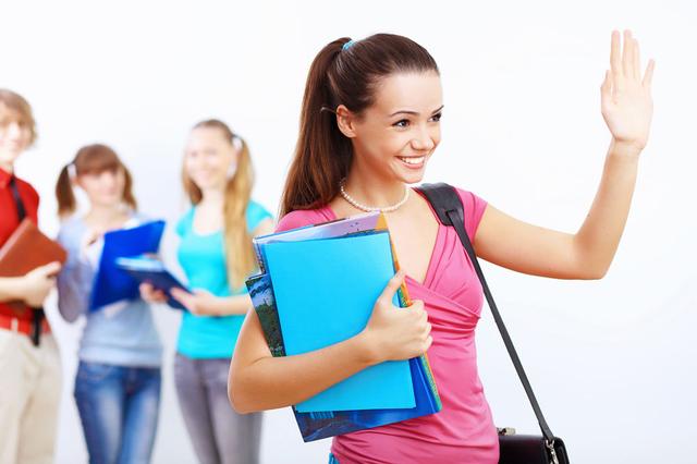 盘点6大打招呼的方式 暴露出你的心理特征