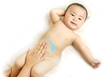 抚触操让宝宝暖起来 冬天再也不怕感冒!