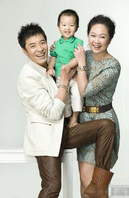 62岁王石欲当爹 老来生子注意多