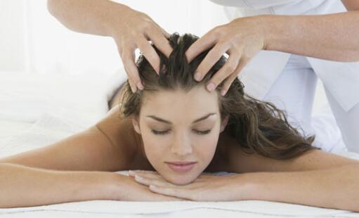 女人身体5个部位最脏 头皮竟有百万微生物