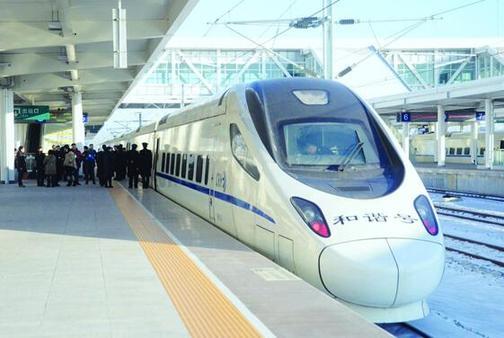 廊坊北和廊坊站集中办理春运学生票