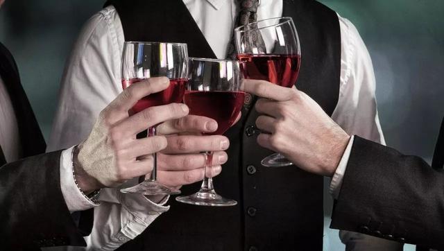 中国到底有多少有钱人?三条路成亿万富豪_大燕网河北站_腾讯网