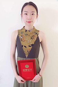 石佳灵