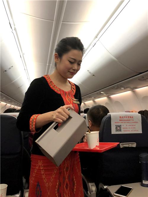 中国傣族有多少人口_中国有多少人口(3)