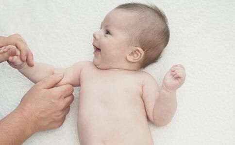 春生夏长 推拿按摩助宝宝长高_大燕网河北站_腾讯网